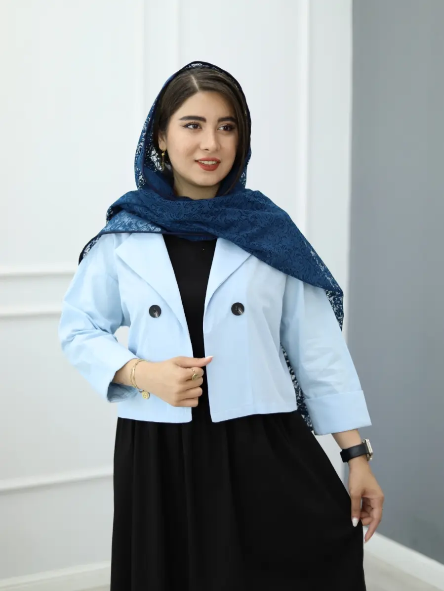 کت و سارافون لارسیا